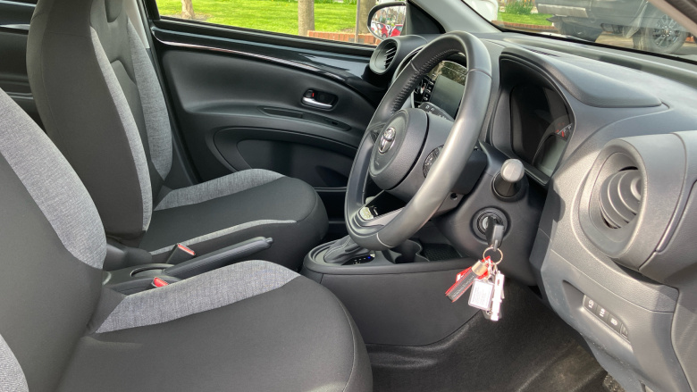 Toyota Aygo X 1.0 VVT-i Pure 5dr Auto Petrol Hatchback